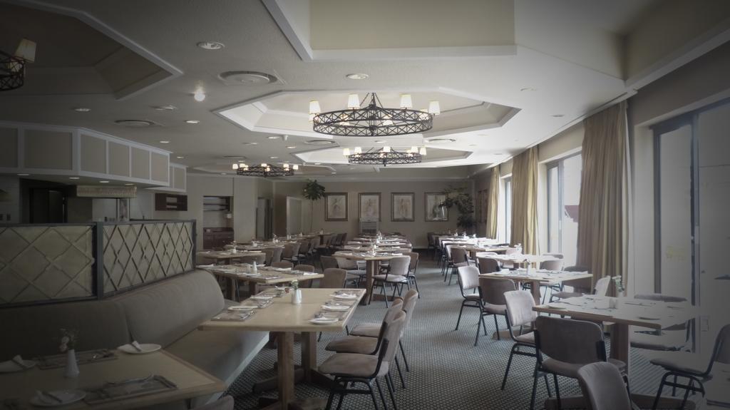 Black Mountain Leisure And Conference Hotel Groothoek Екстериор снимка