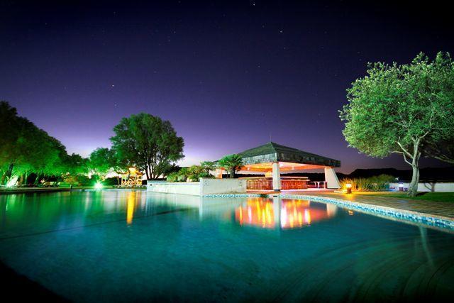 Black Mountain Leisure And Conference Hotel Groothoek Екстериор снимка