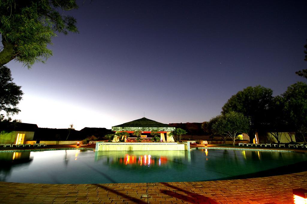 Black Mountain Leisure And Conference Hotel Groothoek Екстериор снимка
